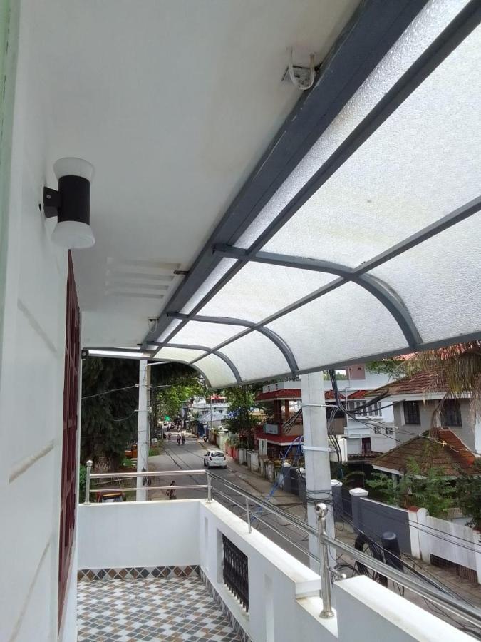 Joseys Homestay Kochi Exterior photo