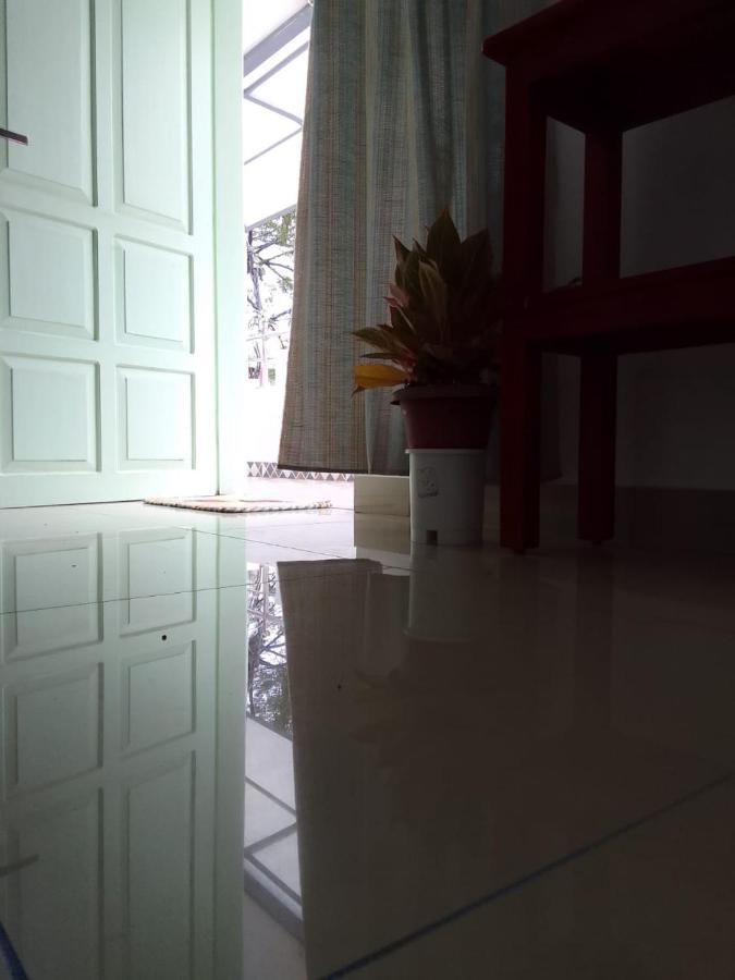 Joseys Homestay Kochi Exterior photo